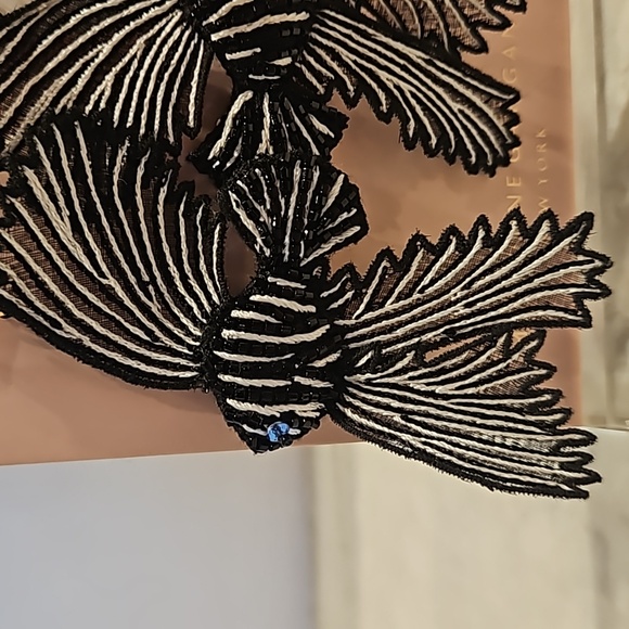 Earrings - Picture 3 of 3